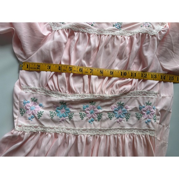 Vintage Gilead Pink Embroidered Lace Maxi Nightgown Made in USA Medium Prairie - Picture 9 of 12